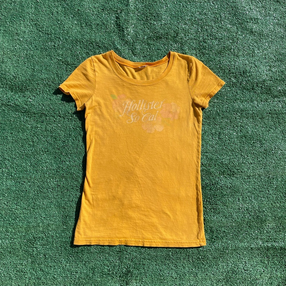 Hollister Tee